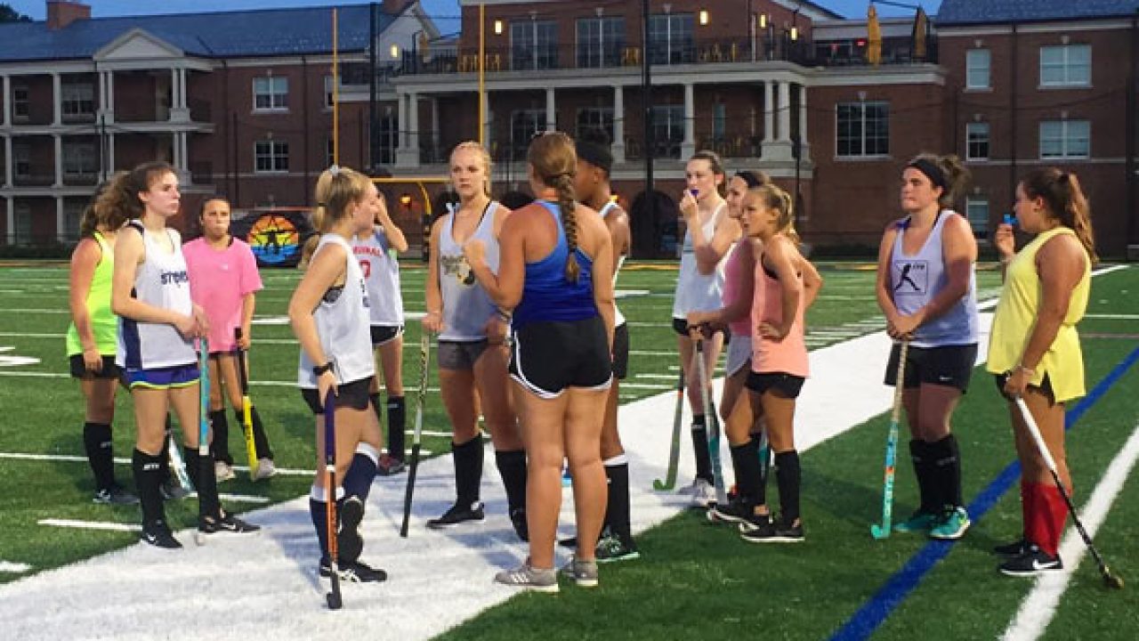 The Basic Positions and Roles Every Field Hockey Lover Must Know - Sports  Aspire